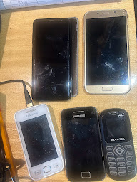 Photo n°30 de dominformatique à Saint-Sandoux (Magasin d'informatique)