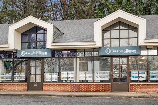 Douglas Elliman Real Estate Office in Roslyn, NY - Thumbnail