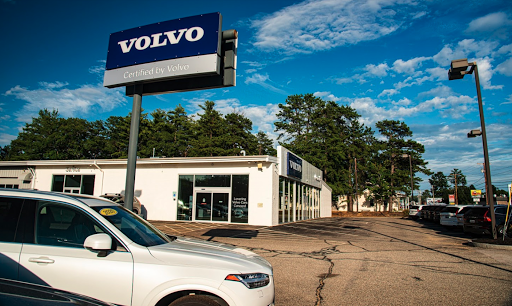Lovering Volvo Cars Concord - Thumbnail