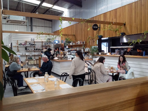 Nancy Eatery - Visual