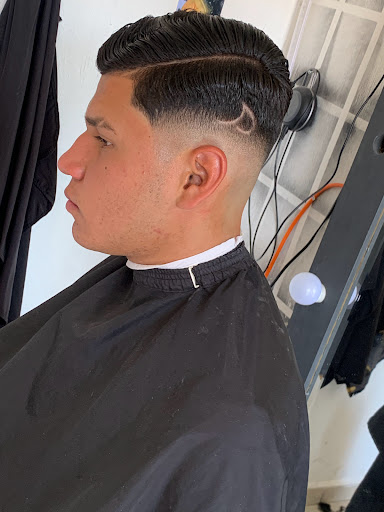 Salón y barbería Zárate - Thumbnail