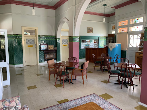 Historic Star Lodge & Station Masters House Narrandera - Thumbnail