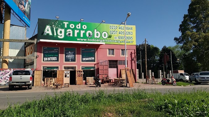 Todo Algarrobo, Author: Roberto Marcenaro