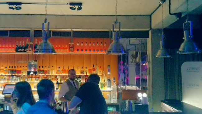 Le Scandale Cocktail Room & Music Loft