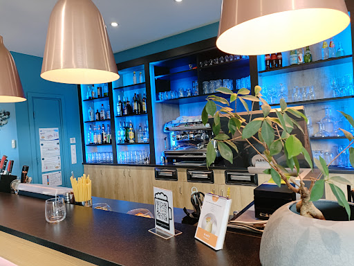 Le Cockpit Bar - Thumbnail