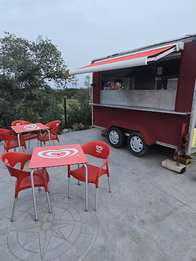 Photo 2 - La Casa Burger
