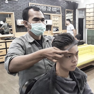 Photos of Old Skool - Barbershop And Shave Parlor