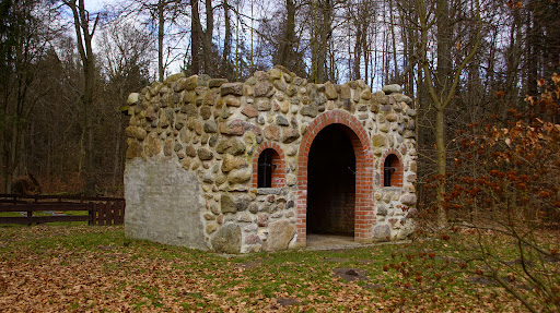 Lazarettfriedhof am Jagdschloss Gelbensande - Thumbnail