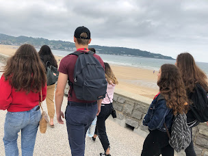 Photo n°33 de Alpadia Language Schools - Biarritz Summer Camp à Saint-Pée-sur-Nivelle (École de langue)