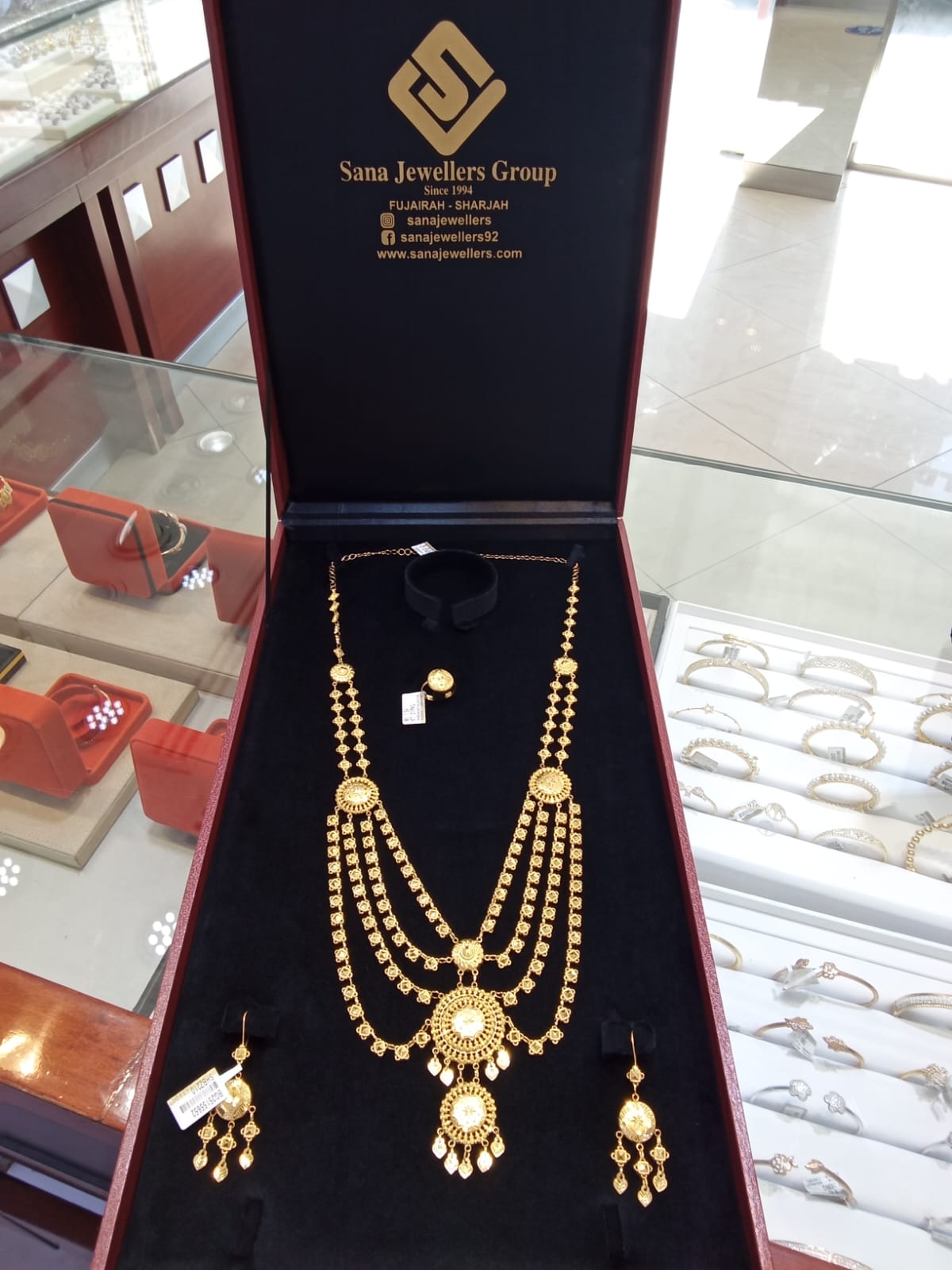 Sana Jewellers LLC - Fujairah Gold Souq - صورة 3
