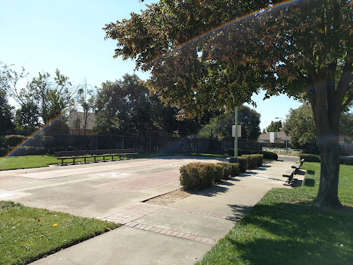 Fountain Plaza Park - Thumbnail