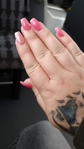 Monarch Nails - Visual
