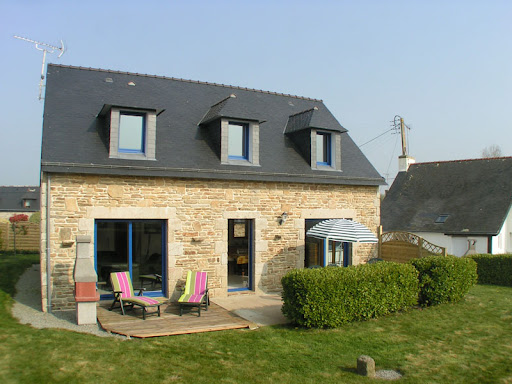 Photo de Les Gîtes du Finistère : maisons de vacances en bord de mer, avec piscine entre CONCARNEAU et PONT-AVEN dans le Finistère à Melgven (29140)