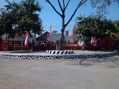 Photos of Balai Desa Juntinyuat