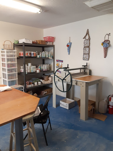Cheryl's Clay-Play Ceramic Art Studio - Thumbnail