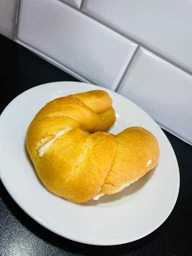 La Castellana Bakery - Thumbnail