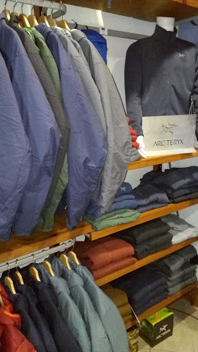 Villa Alpine Shop - Visual