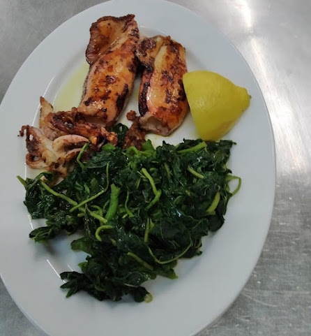 Platanos Taverna by null