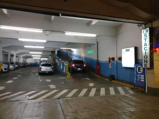 Estacionamiento, Author: Fabian Sorrentino