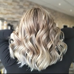 Photo n°7 de 15th Avenue à Bourg-en-Bresse (Salon de coiffure)