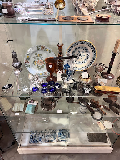 Montage Antiques - Thumbnail