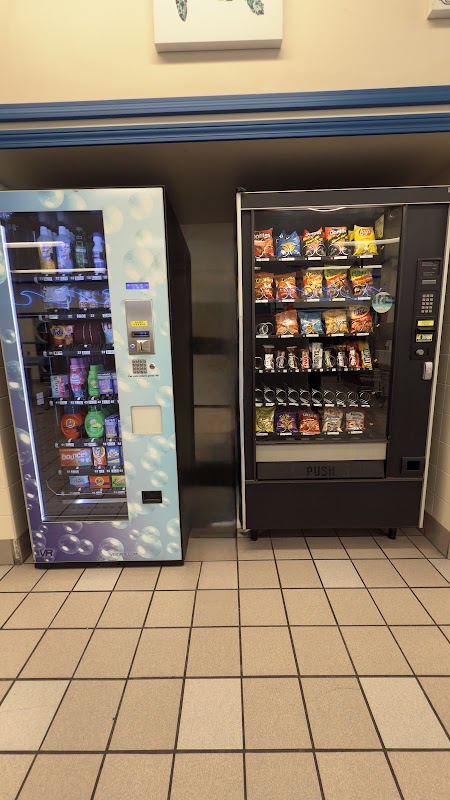 Rio Fresh Laundromat laundromat interior in Kenosha, WI
