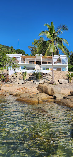 Beach front villa koh phangan