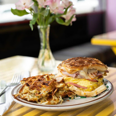 Bebop Waffle Shop by null