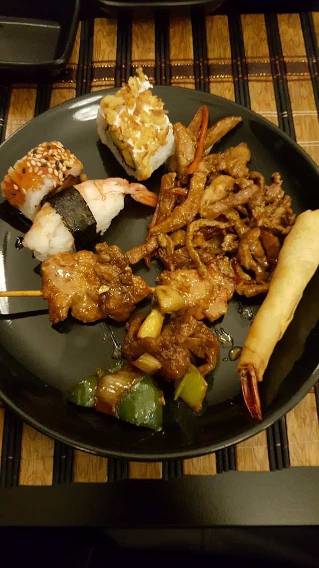Tokyo Sushi