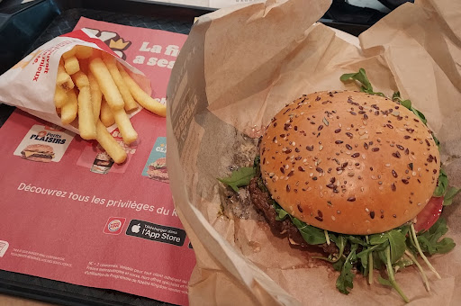 Photo 7 - Burger King