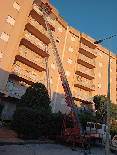 Autotraslochi Palazzo Di Leggio Francesco - Italy