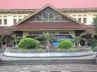 Photos of Stasiun Pasar Senen
