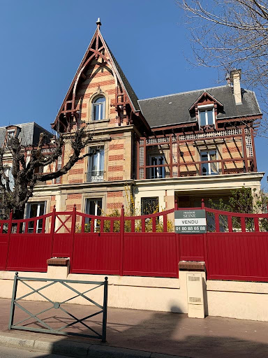 Maison Seine Gallery - France