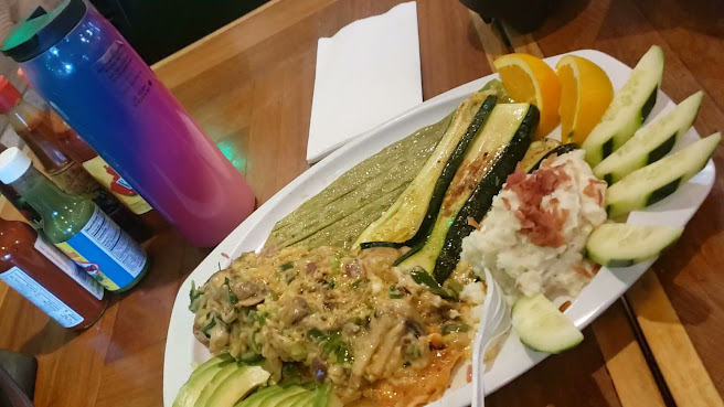 Mariscos Maria's by null