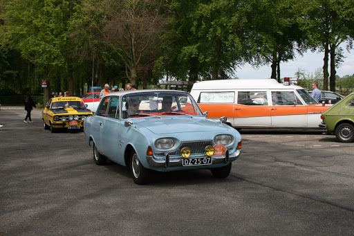 Oldtimer Stalling Limburg - Visual