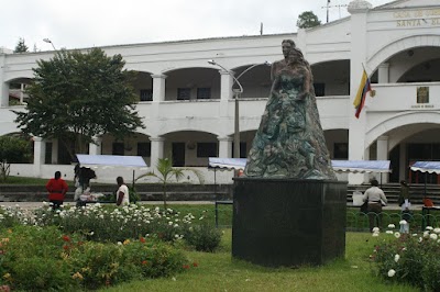 Photos of Santa Elena library