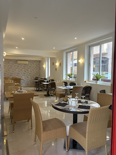Photo 5 - Caza Pizza