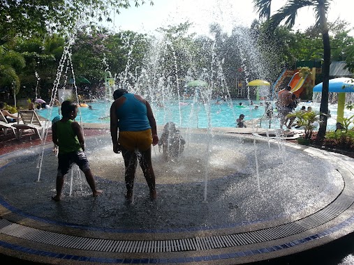 Montalban Waterpark & Garden Resort, Author: Andrea Xander