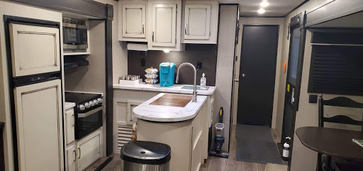 Perrys RV Rental - Thumbnail