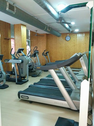 Photos of Gimnasio Gym Car Ciudad Jard&iacute;n