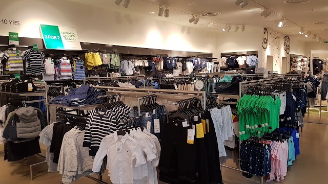 H&M