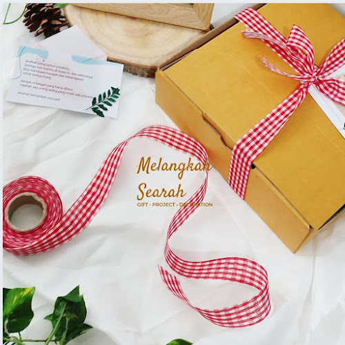 Melangkah Searah - Kado dan Galeri Nikah surabaya