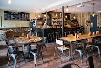 Kiez Biergarten Kanal à Paris