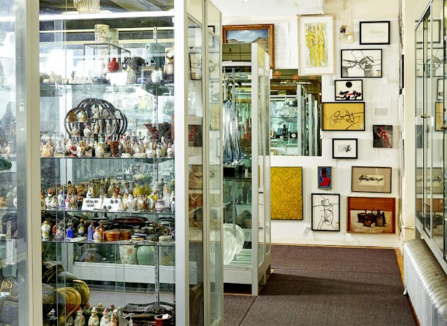 Showplace Antique + Design Center