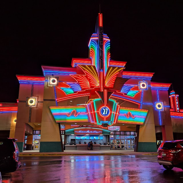 Regal Cinemas Hollywood 27 & RPX
