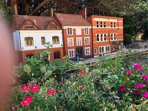 Amaze Miniature Park - Thumbnail