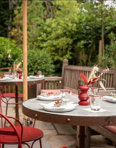 The Double Red Duke, Cotswolds