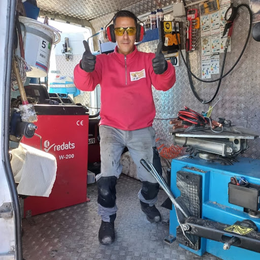 Assistenza Pneumatici H24 - Speedy Gomme Service di Mario Natale