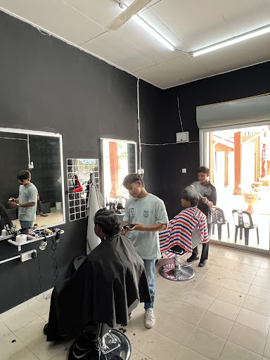 The Memba’s Barbershop
