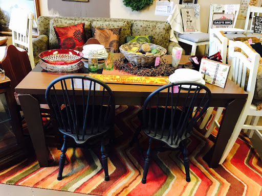 Seconds Best Consignment & Gifts - Thumbnail